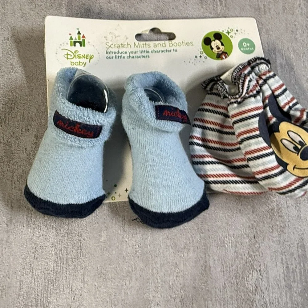 NWT Infant Disney Baby Scratch Mittens & Booties